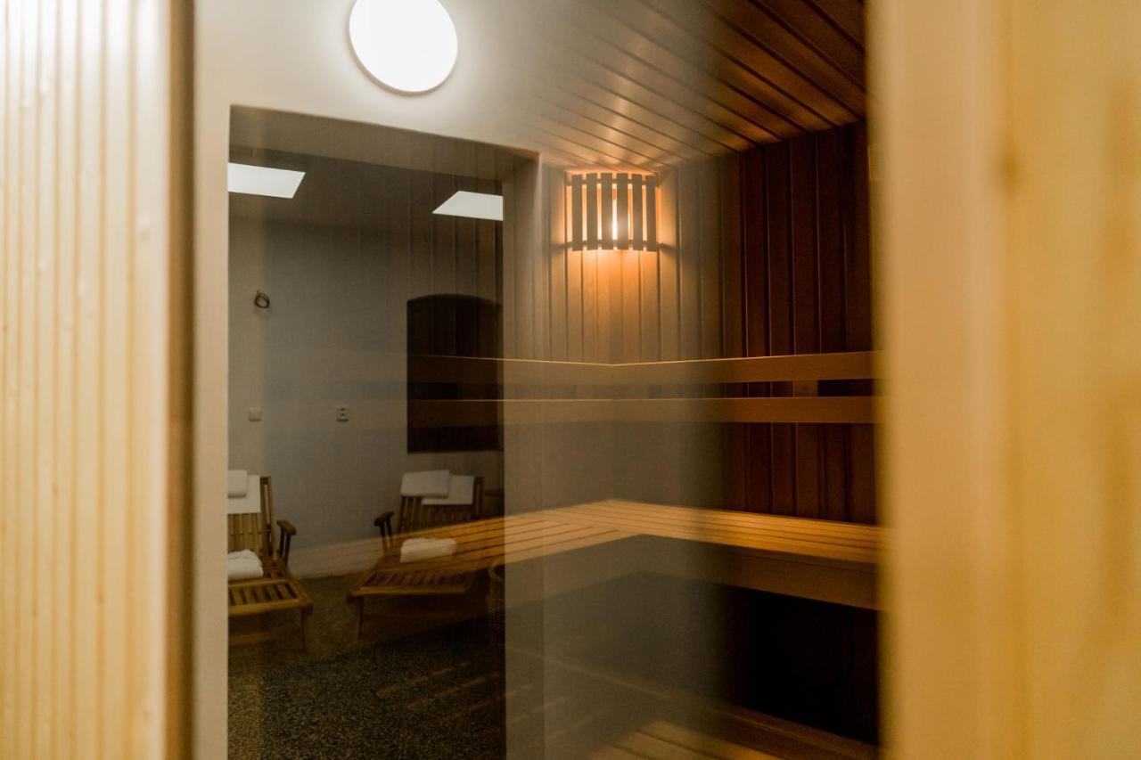 Na Kopecku Ad 1795 - Penzion S Restauraci A Wellness V Podkrkonosi Dvůr Králové nad Labem Buitenkant foto