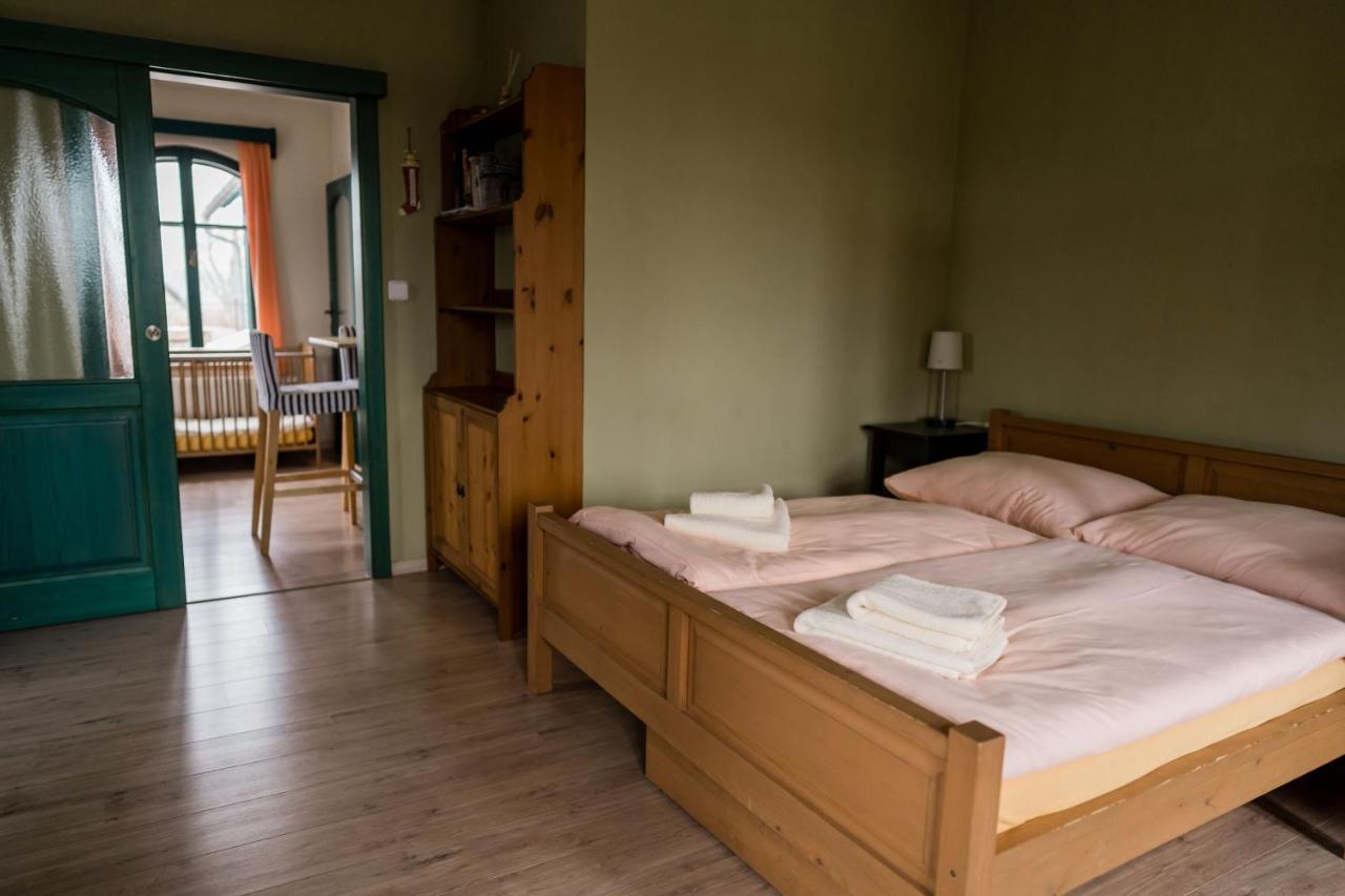 Na Kopecku Ad 1795 - Penzion S Restauraci A Wellness V Podkrkonosi Dvůr Králové nad Labem Buitenkant foto